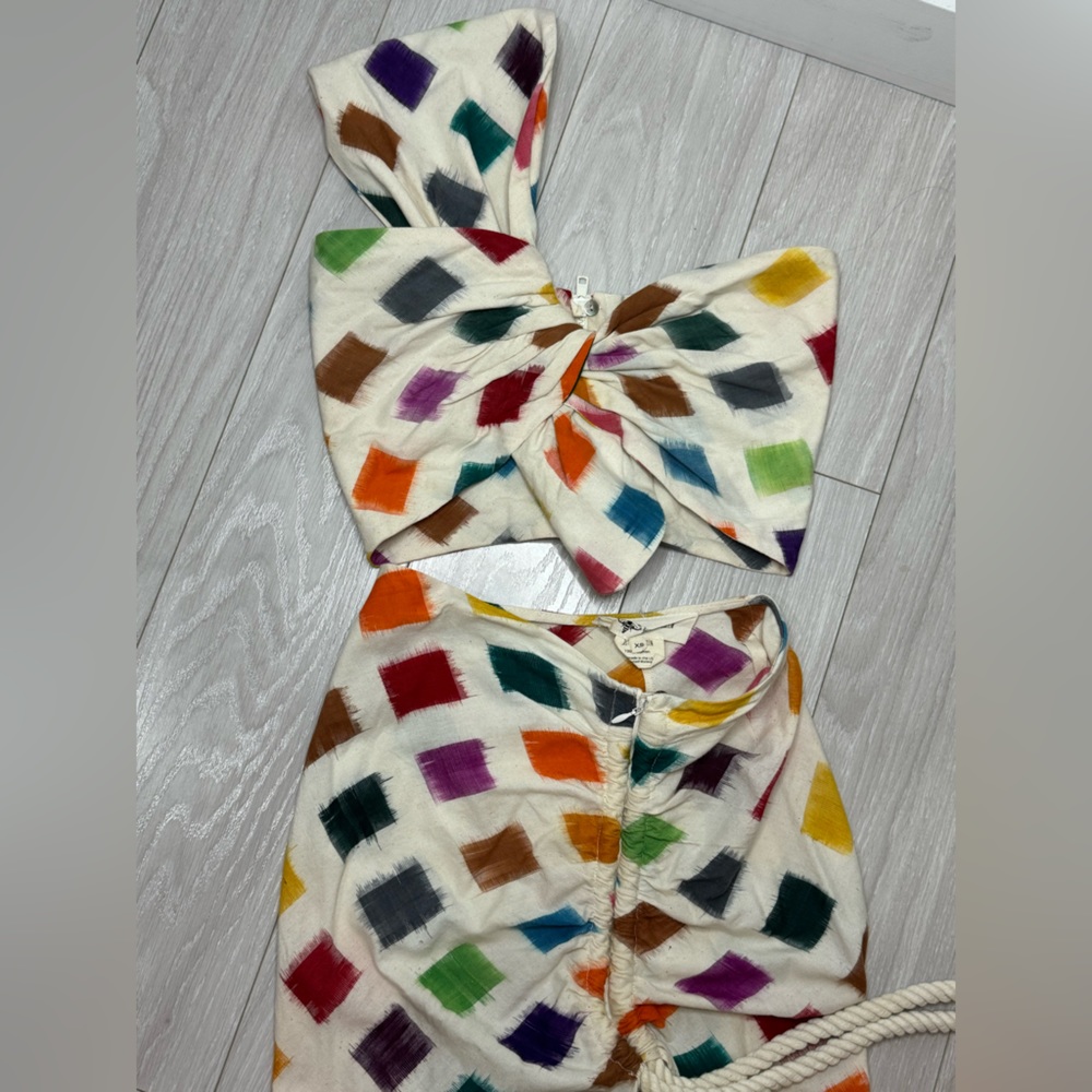 Colorful Geometric Women's Two-Piece Set - Picture 8 of 9
